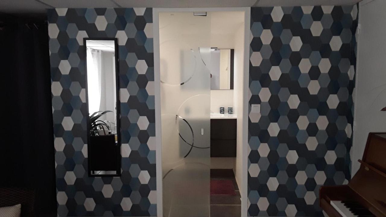 Suite hauteurs de Vichy Creuzier-le-Vieux Exterior foto